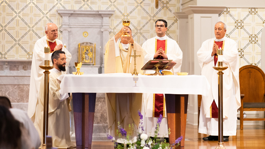 Seminarians close out summer, celebrate special Mass