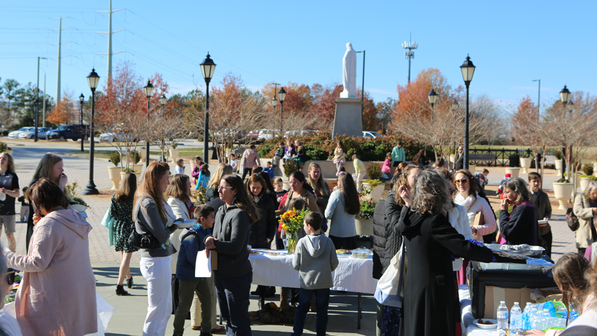 Bishop celebrates Mass for homeschoolers across diocese