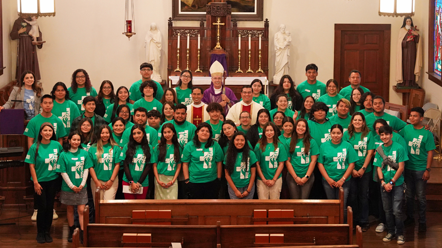 Bishop celebrates Mass with diocese's World Youth Day participants