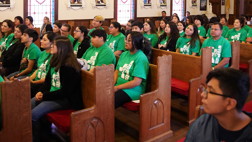 Bishop celebrates Mass with diocese's World Youth Day participants