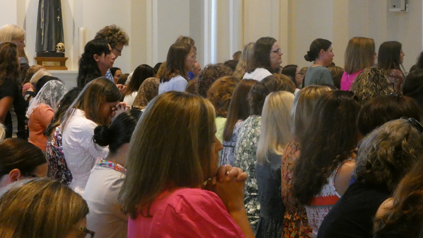 Bishop blesses, inspires Catholic educators at Mass to kick-off new school year