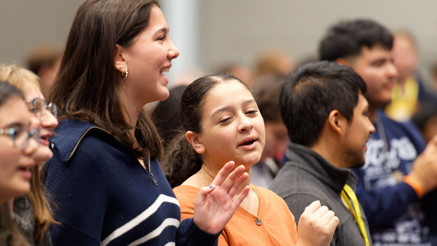 Eucharistic Congress welcomes thousands