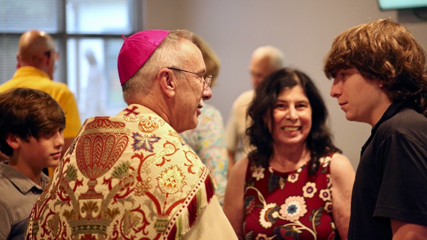 Traveling monstrance visits Wilmington