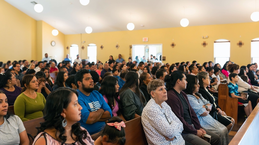 ‘Happy and proud’ - Fayetteville Deanery welcomes centennial monstrance