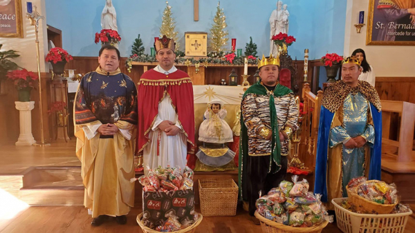 Faithful celebrate Three Kings' Day