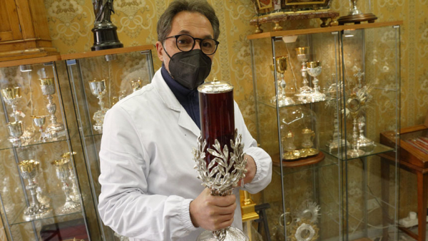 Piero Savi of "Savi Gioielli" (Savi Jewelry) is pictured in his workshop near the Vatican in Rome April 15, 2021. Several Rome-based artisans who work in the Catholic sphere indicated that even if the pandemic were to disappear in a miraculous instant, the traditional trades still face an uphill struggle to stay profitable. (CNS photo/Paul Haring)