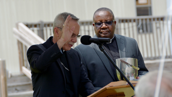 Bishop blesses ground for new church in Hampstead